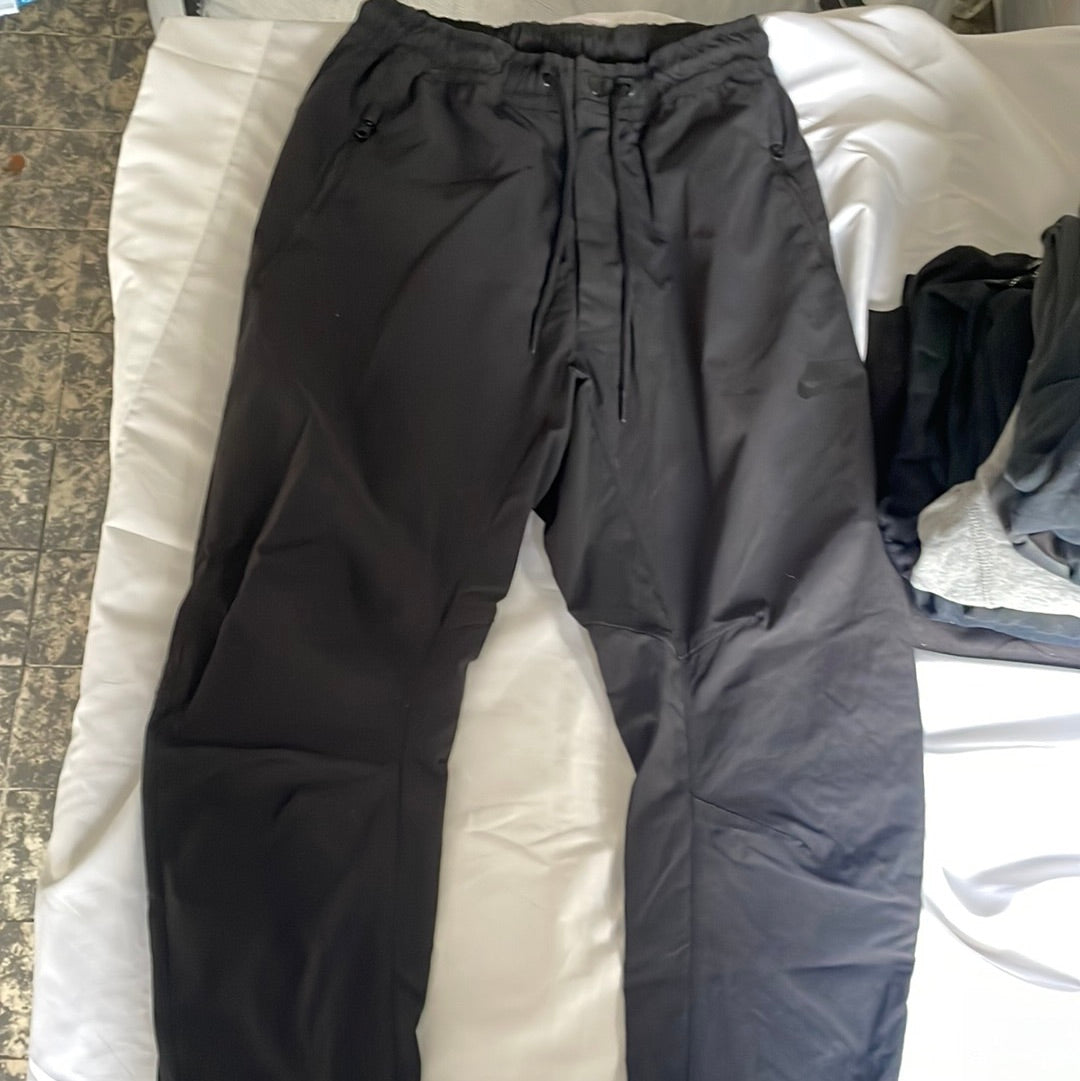 Nike tech M