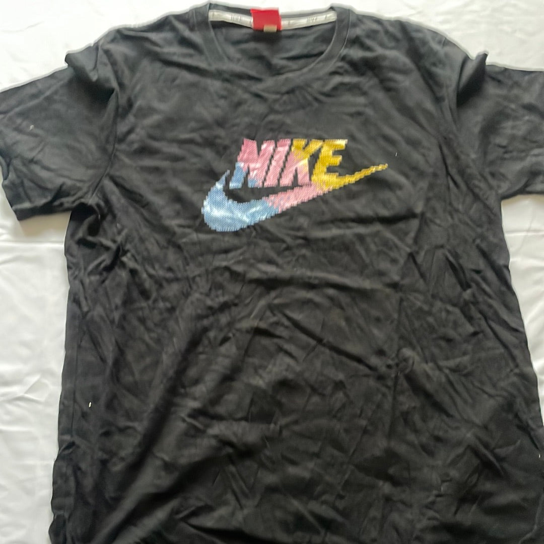 Nike Tee L